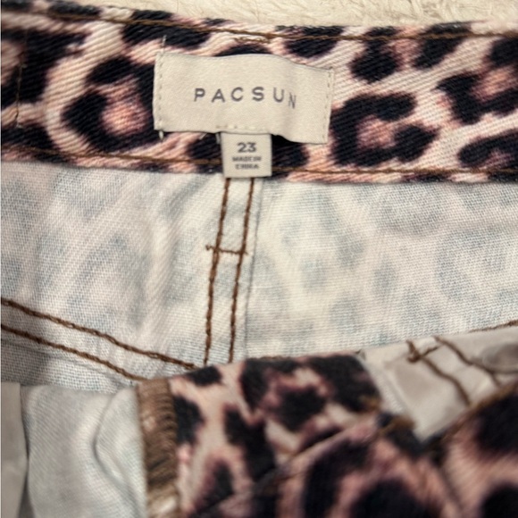 Leopard skirt - Picture 5 of 5